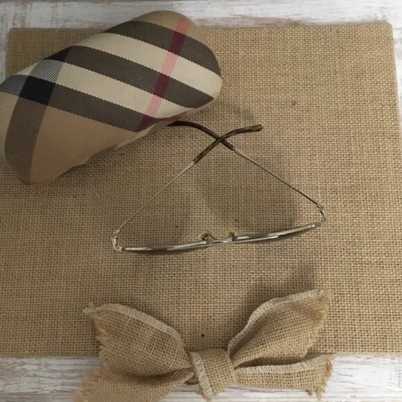 Burberry Light Gold-Tone Classic Aviator with Case - Picture 2 of 3